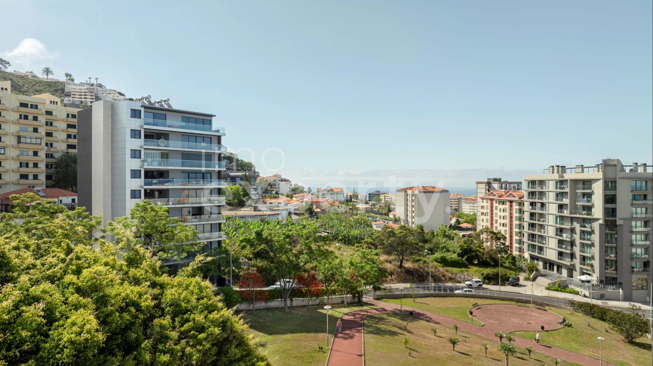 Apartamento T3 para Venda em São Martinho Foto 26
