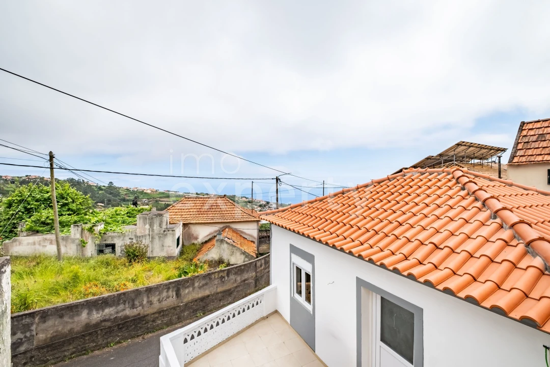 Moradia T2 para Venda em Canhas Foto 13