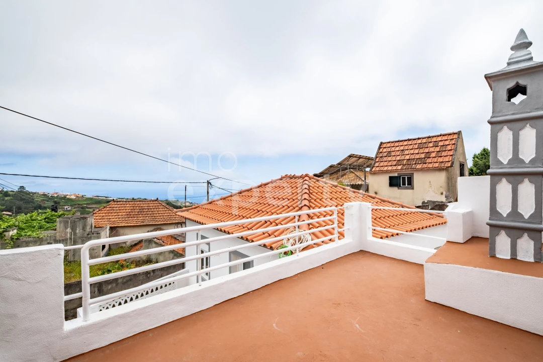 Moradia T2 para Venda em Canhas Foto 11