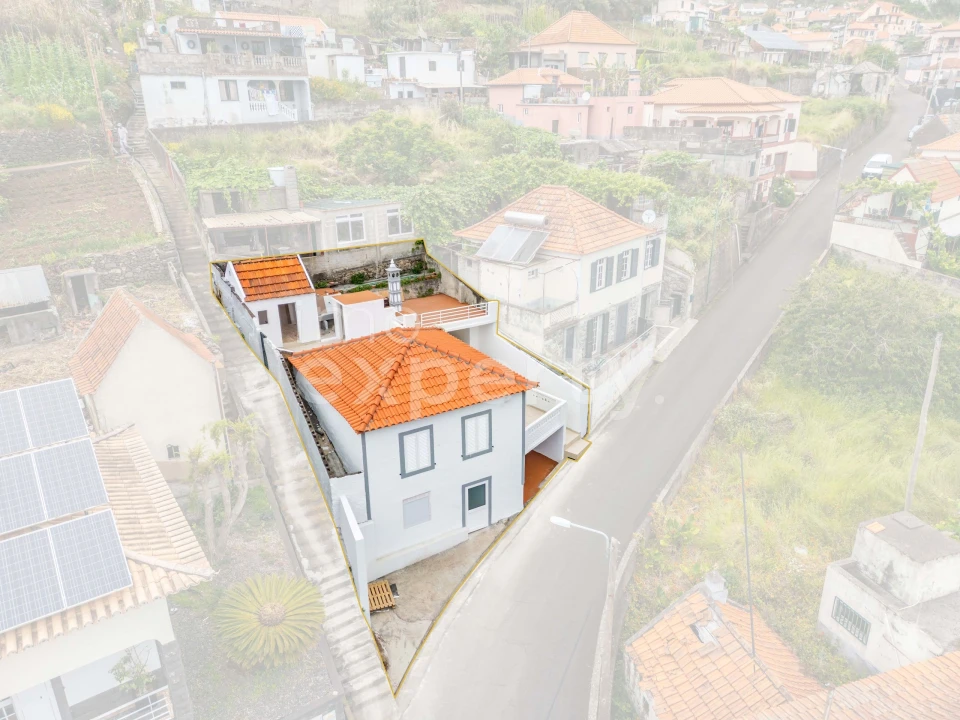 Moradia T2 para Venda em Canhas Foto 19