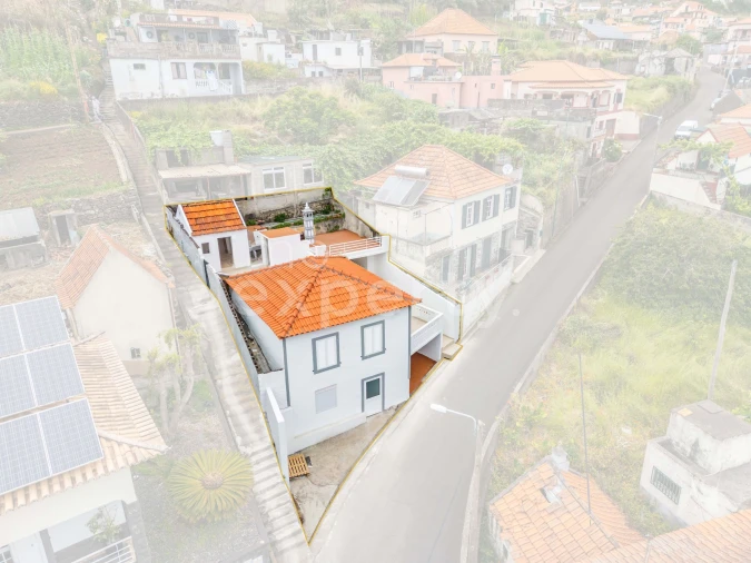 Moradia T2 para Venda em Canhas Foto 19