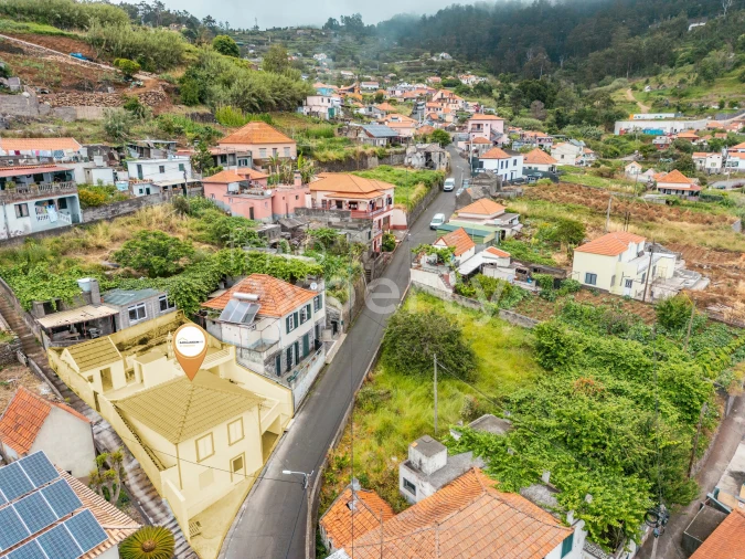 Moradia T2 para Venda em Canhas Foto 22