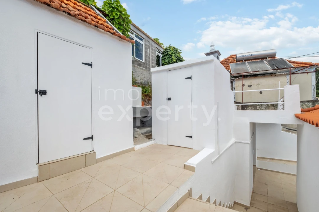 Moradia T2 para Venda em Canhas Foto 35