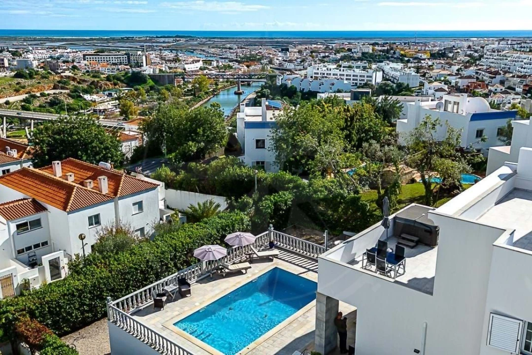 Moradia T4 para Venda em Tavira (Santa Maria e Santiago) Foto 13