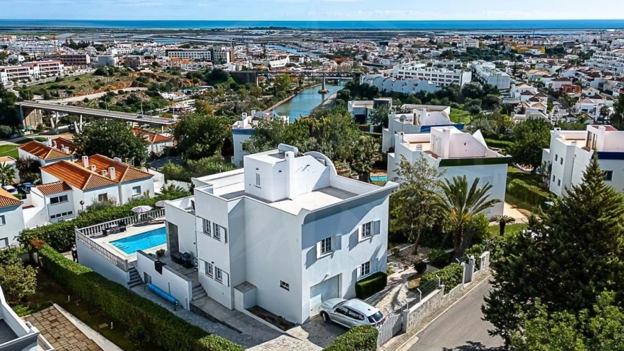 Moradia T4 para Venda em Tavira (Santa Maria e Santiago)