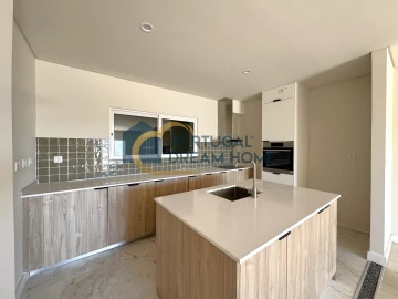 Apartamento T4 para Venda em Albufeira e Olhos de Água