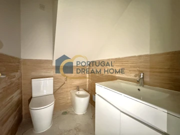 Apartamento T4 para Venda em Albufeira e Olhos de Água