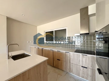 Apartamento T4 para Venda em Albufeira e Olhos de Água