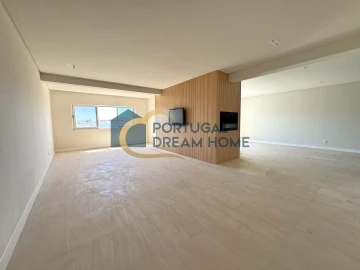 Apartamento T4 para Venda em Albufeira e Olhos de Água