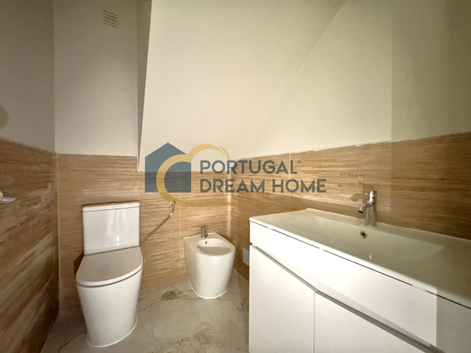 Apartamento T4 para Venda em Albufeira e Olhos de Água Foto 16