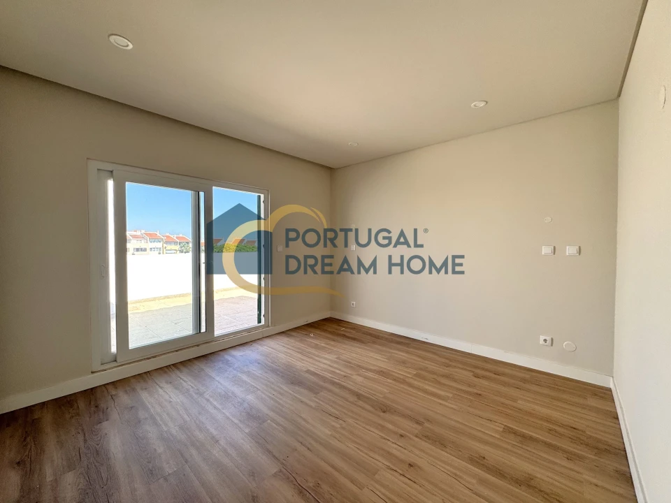 Apartamento T4 para Venda em Albufeira e Olhos de Água Foto 27
