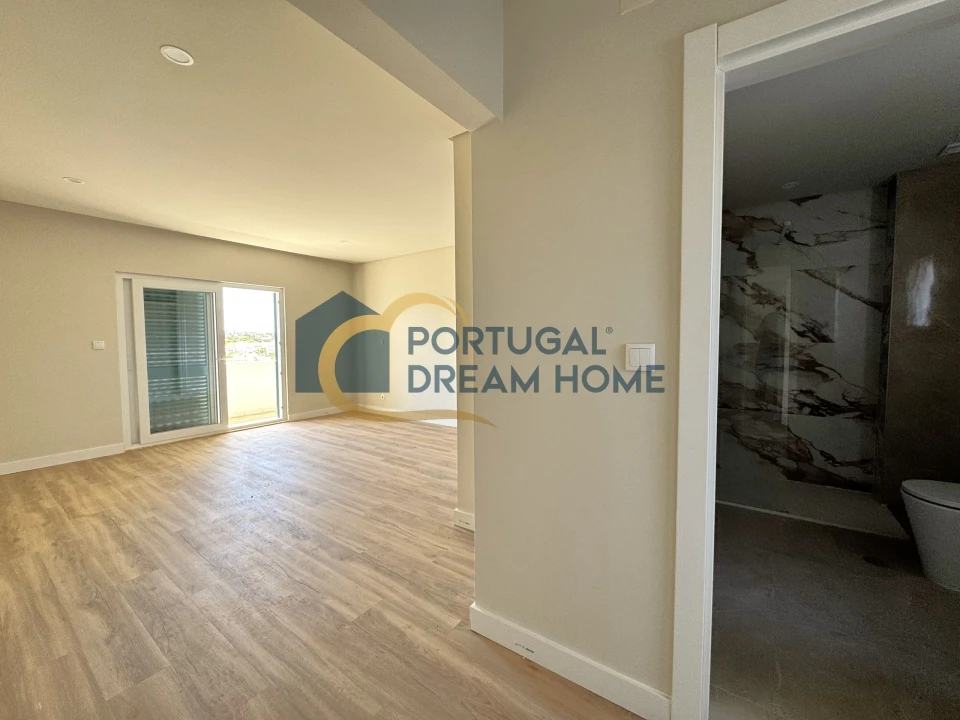 Apartamento T4 para Venda em Albufeira e Olhos de Água Foto 23