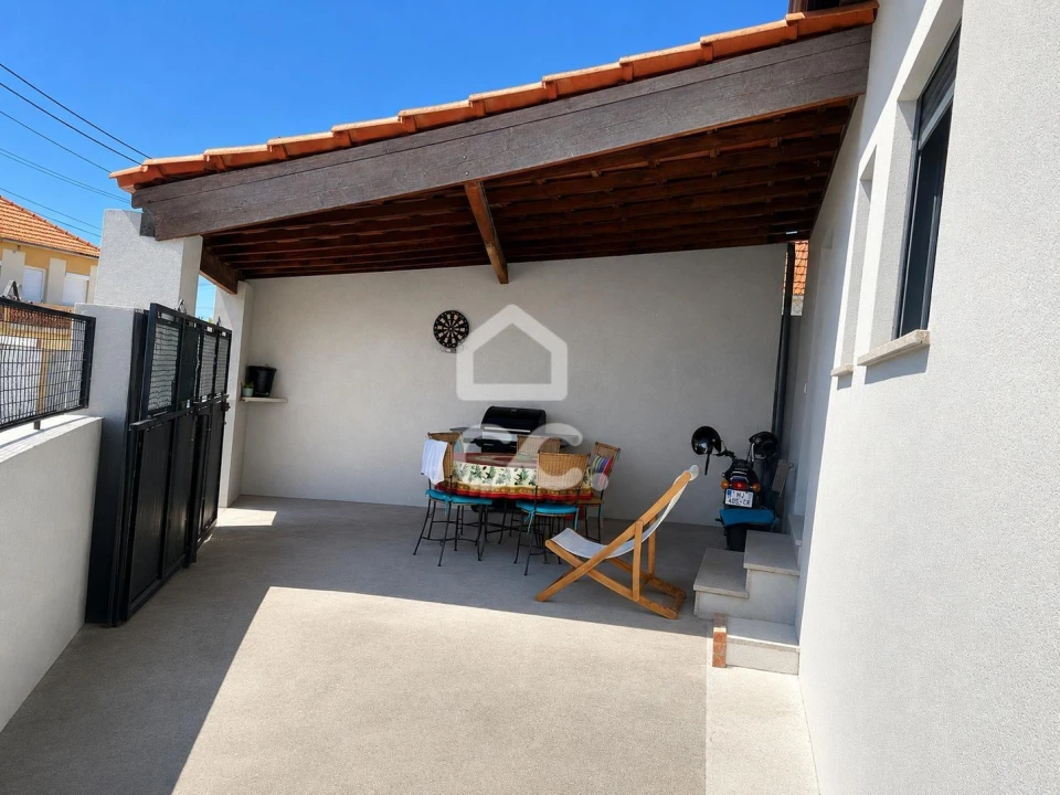 Moradia T3 para Venda em Chafe Foto 14