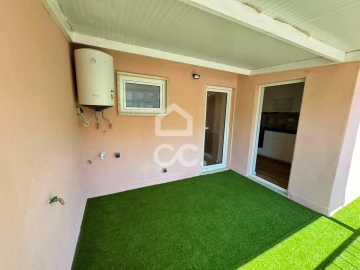 Apartamento T2 para Venda em Agualva e Mira-Sintra
