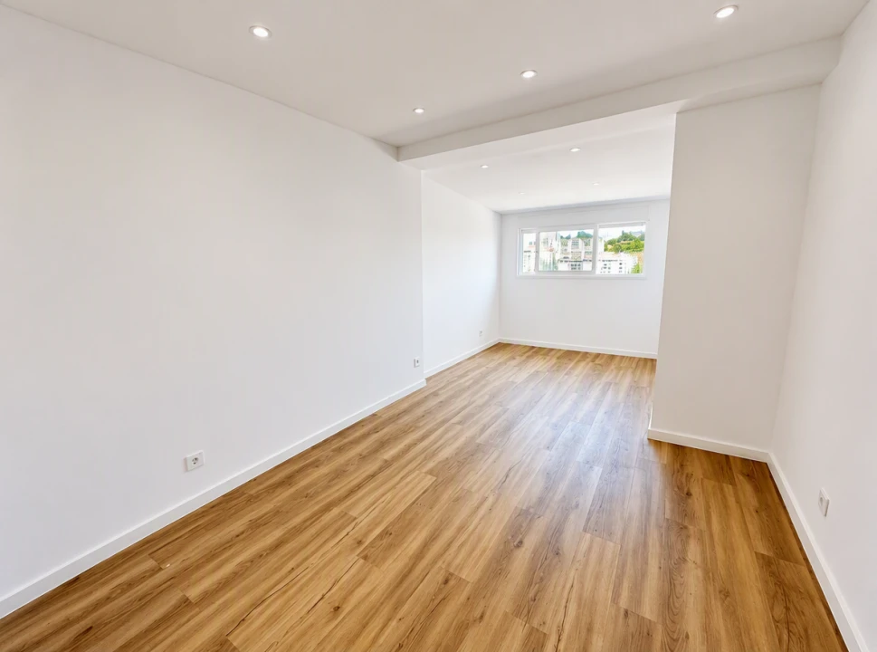 Apartamento T2 para Venda em Agualva e Mira-Sintra Foto 20