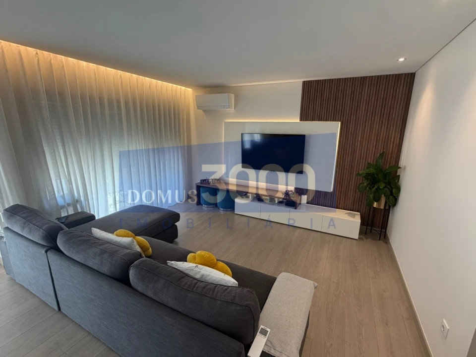 Apartamento T3 para Venda em Nossa Senhora da Conceição, São Pedro e São Dinis Foto 1
