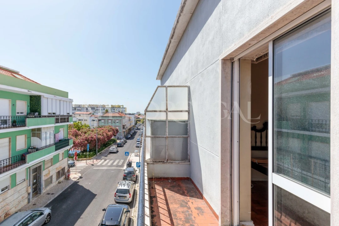 Apartamento T2 para Venda em Algés, Linda-A-Velha e Cruz Quebrada-Dafundo Foto 4