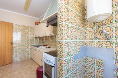 Apartamento T2 para Venda em Algés, Linda-A-Velha e Cruz Quebrada-Dafundo