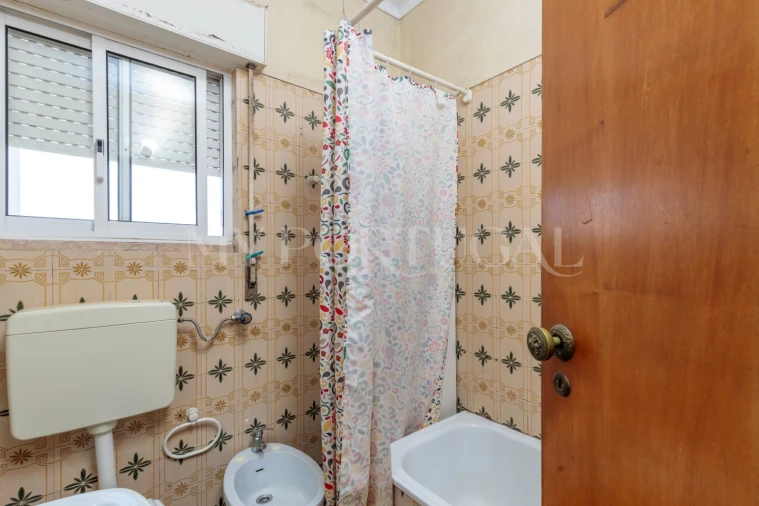 Apartamento T2 para Venda em Algés, Linda-A-Velha e Cruz Quebrada-Dafundo Foto 12