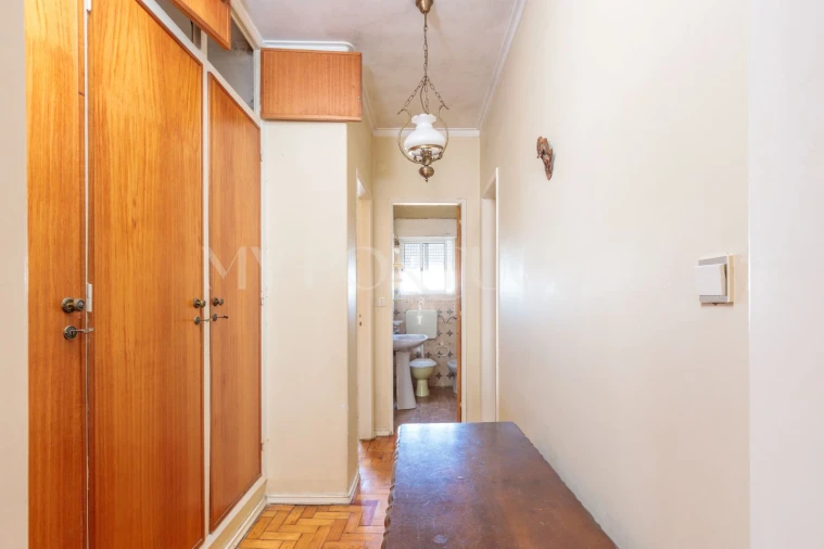 Apartamento T2 para Venda em Algés, Linda-A-Velha e Cruz Quebrada-Dafundo Foto 18