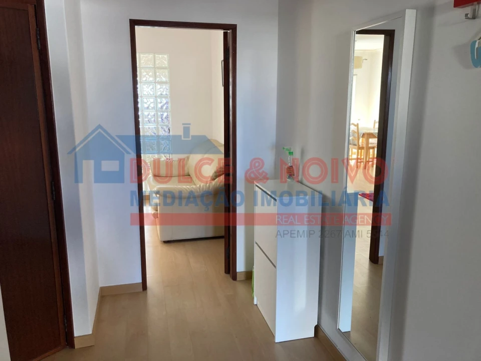 Apartamento T1 para Arrendamento em Ferrel Foto 7