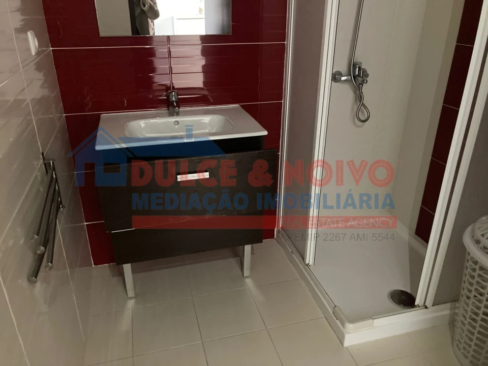 Apartamento T1 para Arrendamento em Ferrel Foto 13