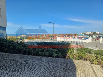 Apartamento T1 para Arrendamento em Ferrel