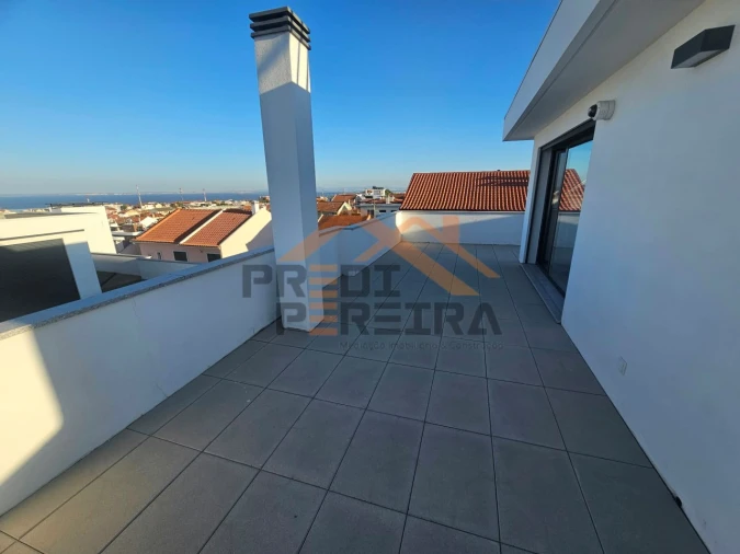 Moradia T4 para Venda em Santa Iria de Azoia, São João da Talha e Bobadela Foto 52