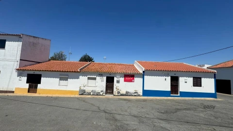 Moradia T2 para Venda em Santa Barbara de Padrões