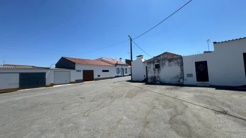 Moradia T2 para Venda em Santa Barbara de Padrões