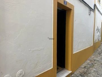 Moradia T3 para Venda em Évora (São Mamede, Sé, São Pedro e Santo Antão)