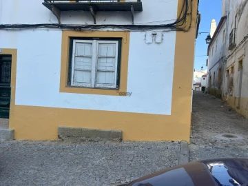 Moradia T3 para Venda em Évora (São Mamede, Sé, São Pedro e Santo Antão)