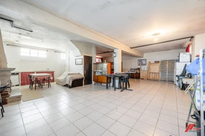 Moradia T2 para Venda em Quinchães