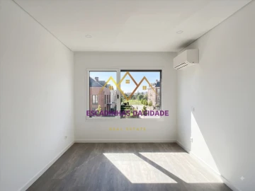 Apartamento T5 para Venda em Montijo e Afonsoeiro
