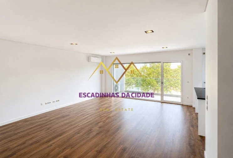 Apartamento T5 para Venda em Montijo e Afonsoeiro Foto 3