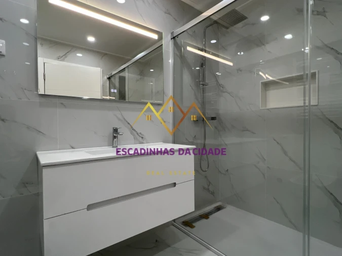 Apartamento T5 para Venda em Montijo e Afonsoeiro Foto 42