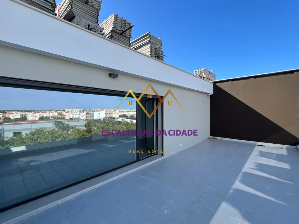 Apartamento T5 para Venda em Montijo e Afonsoeiro Foto 27