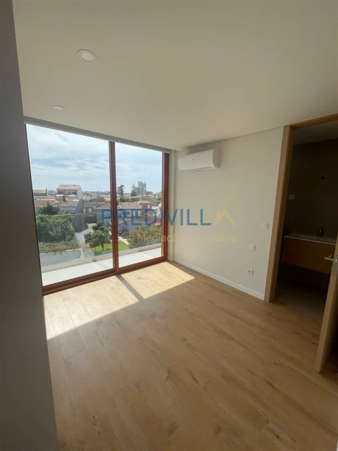 Apartamento T2 para Venda em Póvoa de Varzim, Beiriz e Argivai
