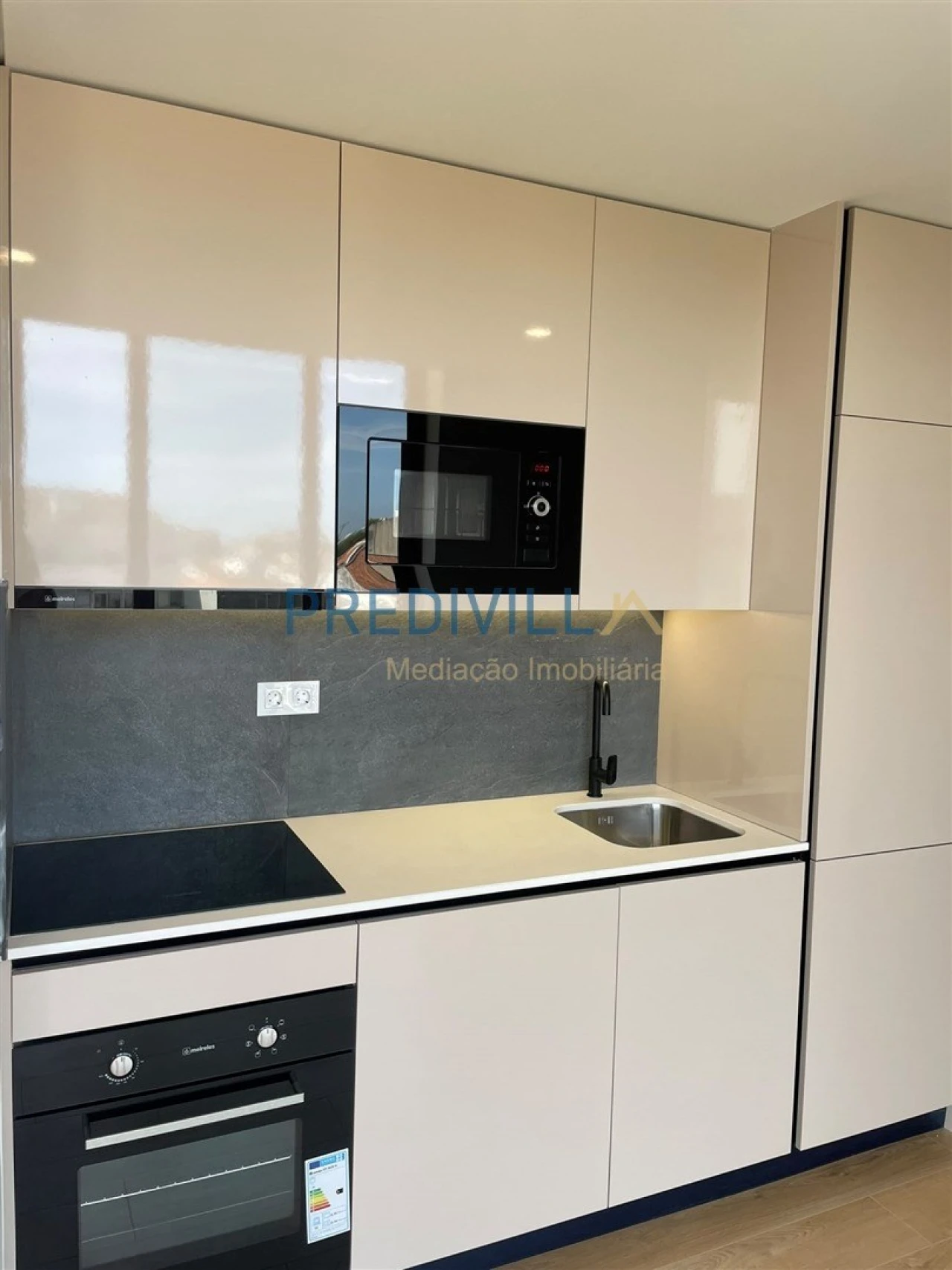 Apartamento T2 para Venda em Póvoa de Varzim, Beiriz e Argivai Foto 1
