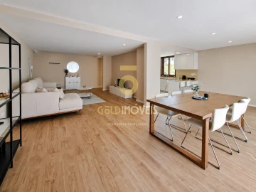 Apartamento T3 para Venda em Sobrado e Bairros