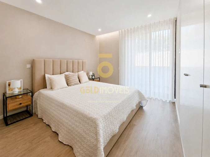 Apartamento T3 para Venda em Sobrado e Bairros Foto 15
