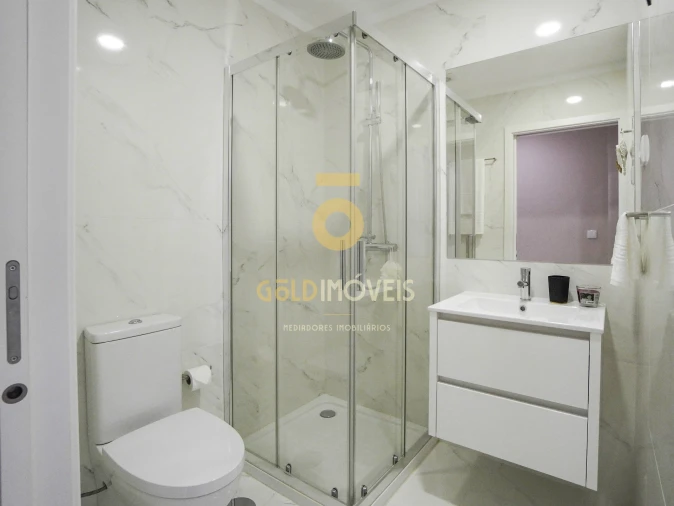 Apartamento T3 para Venda em Sobrado e Bairros Foto 19