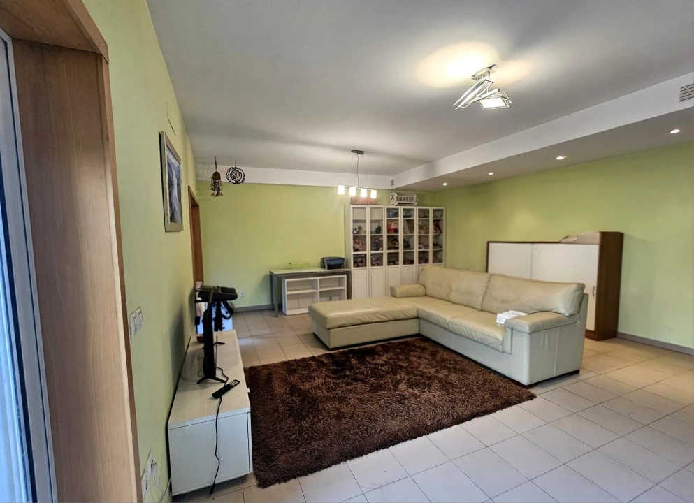 Moradia T4 para Venda em Alfena Foto 29