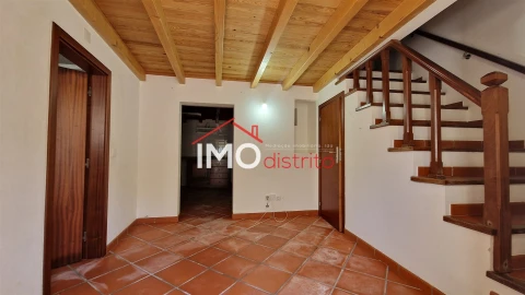 Moradia T2 para Venda em São João Baptista