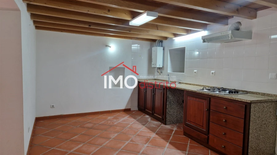 Moradia T2 para Venda em São João Baptista Foto 5