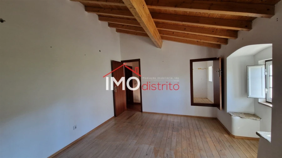 Moradia T2 para Venda em São João Baptista Foto 9