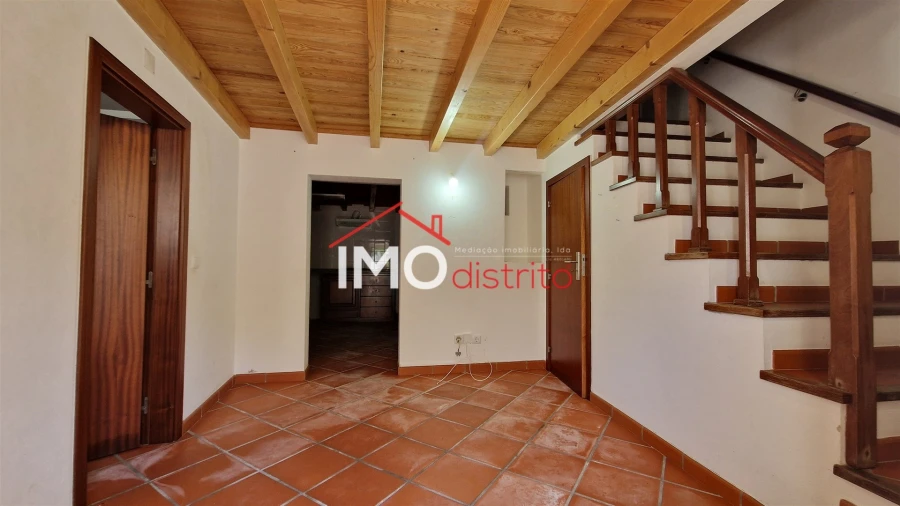 Moradia T2 para Venda em São João Baptista Foto 3