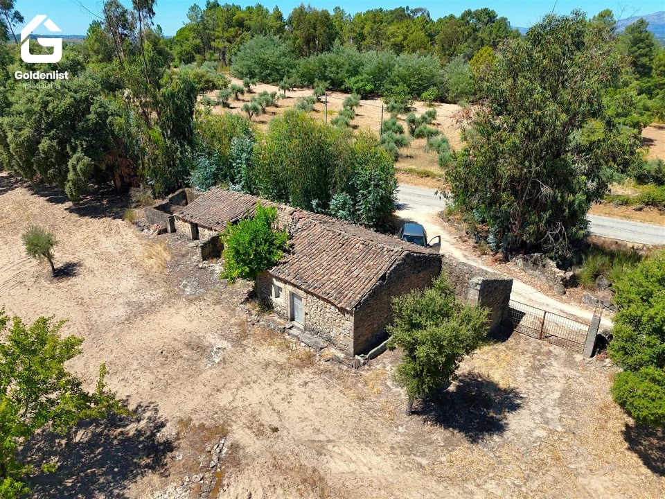 Quinta T1 para Venda em São Miguel de Acha Foto 8