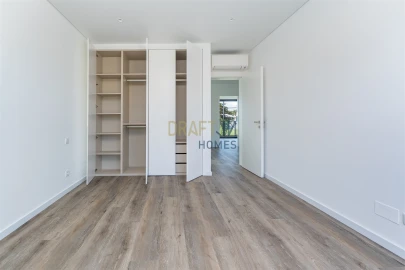 Moradia T4 para Venda em Alcabideche