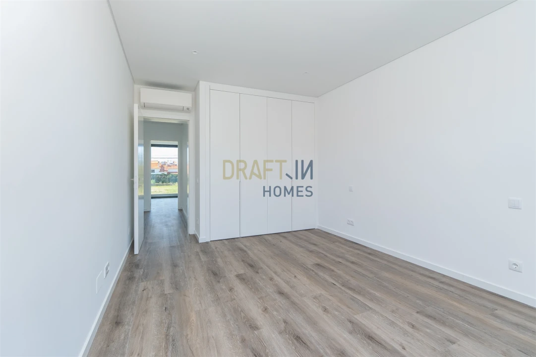 Moradia T4 para Venda em Alcabideche Foto 32